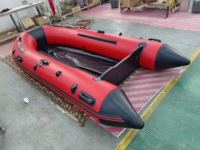 Kayak chaud vente CE bateau de pêche gonflable canoë bateau d'assaut bateau en caoutchouc avec pagaies et pompe à vendre