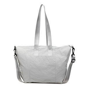 Bolso Tote Simple, Gran Capacidad, Casual y Versátil, Bolso de Hombro, Adecuado para el <span class=keywords><strong>Trabajo</strong></span>, Salidas, Gimnasio o Uso Cruzado. - Product Image 2