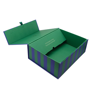 Caja de regalo de concha de libro artesanal de estampado en caliente diseño UV <span class=keywords><strong>local</strong></span> caja magnética deflectora verde con LOGOTIPO personalizado - Product Image 5