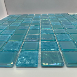 Piastrelle a Mosaico in Vetro Iridescente Quadrato Moderno, Spessore 4mm, Bianco Verde Blu Oceano, per Piscine, Ville e Decorazioni Domestiche - Product Image 4