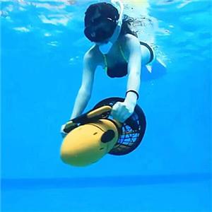 Propulseur sous-marin à succès pour la plongée avec tuba, la plongée sous-marine, les sports nautiques de plage, le surf, la plongée et le jet-ski - Product Image 1