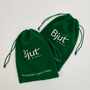 Bolsa de Terciopelo Verde con Cordón y Logotipo Personalizado, Bolsa de Embalaje para Joyería Extra Grande y Suave - Product Image 5