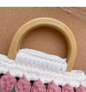 Sac bandoulière fait main durable en bandes de tissu tissées à la main motif tulipe, matériau DIY avec doublure en polyester, cadeau pour petite amie - Product Image 6