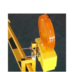 Feux de signalisation de chantier alimentés par énergie solaire, barrière de chantier, <span class=keywords><strong>clignotant</strong></span> d'avertissement, feux de signalisation de chantier - Product Image 3
