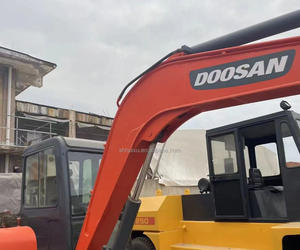 Mini-excavatrice Doosan DH55 d'occasion pour travaux de terrassement, 5 tonnes, pelle hydraulique coréenne, état fiable - Product Image 6