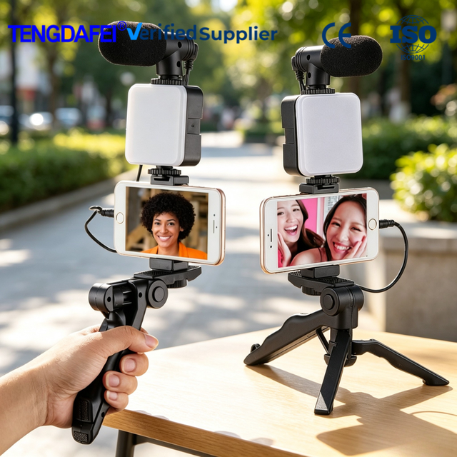 Factory Direct Vlog Shooting Kit With Tripod Microphone LED Fill Light Portable Phone Video Recording Kit ODM OEM Custom