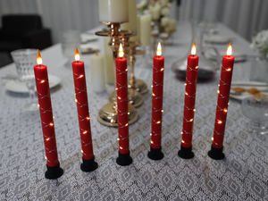 شموع إلكترونية <span class=keywords><strong>LED</strong></span> حمراء مزدوجة الجوانب على شكل عصا مضيئة لتزيين المشاهد في المهرجانات وتعزيز الأجواء الدافئة - Product Image 4