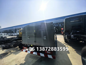 Camión <span class=keywords><strong>Cisterna</strong></span> <span class=keywords><strong>de</strong></span> <span class=keywords><strong>Combustible</strong></span> y Productos Químicos FOTON 6x2 Diésel, Nuevo, 25000L, Acero al Carbono, Transmisión Manual - Product Image 3