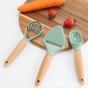 Juego de utensilios de cocina Xuanrui de 8 piezas, de acero inoxidable con mangos de madera de haya, aptos para lavavajillas, para uso doméstico. - Product Image 5