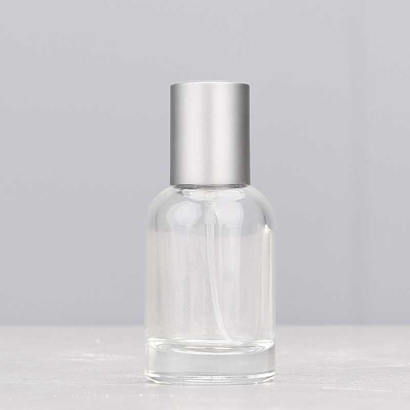 30 ml/1 oz (bouteille à vis)