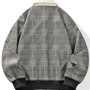 Chaqueta Clásica a Cuadros para Hombre - Cuello Sherpa Moderno, Tejido Cálido Ideal para Estilo Casual y Retro, Fabricante de Chaquetas - Product Image 2