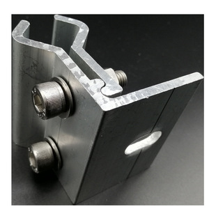 Pince de fixation solaire en aluminium pour toiture ondulée avec finition sablée - Product Image 2