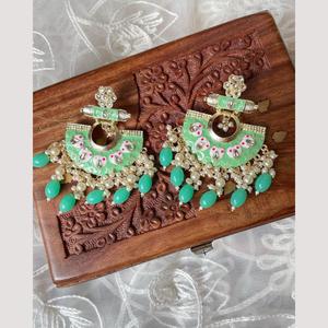 ต่างหูระย้าประดับมุกหรูหราสำหรับผู้หญิง ดีไซน์เนอร์ Meenakari Chandbali งานเคลือบแบบพัด - Product Image 6