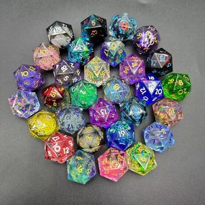 <span class=keywords><strong>Juego</strong></span> <span class=keywords><strong>de</strong></span> 30 <span class=keywords><strong>dados</strong></span> D20 <span class=keywords><strong>de</strong></span> resina <span class=keywords><strong>de</strong></span> colores mezclados <span class=keywords><strong>de</strong></span> 22mm para mazmorras y dragones, <span class=keywords><strong>dados</strong></span> RPG poliédricos surtidos al <span class=keywords><strong>azar</strong></span> a granel para juegos <span class=keywords><strong>de</strong></span> mesa - Product Image 1