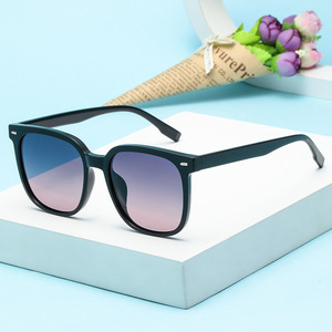 <b>Sunglasses</b> Rectangle Full Rim <b>Gradient</b> Lenses UV400 Protection Unisex Fashion Adult Sun Protection - Product Image 1