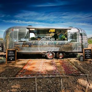 Camion de restauration 2025 avec cuisine complète, camion de boissons mobile, bar extérieur - Product Image 3