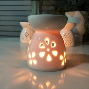 Brûleur à huile en <span class=keywords><strong>céramique</strong></span> blanc, diffuseur de chauffe-cire, porte-bougie, lampe d'aromathérapie, four à huiles essentielles, saint-valentin, décoration de la maison - Product Image 2