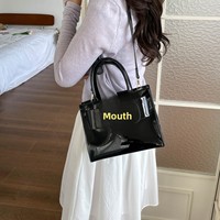 Sac bandoulière tendance de luxe léger de style européen et américain, grand format, avec fermeture éclair, pour femme, idéal pour les trajets quotidiens