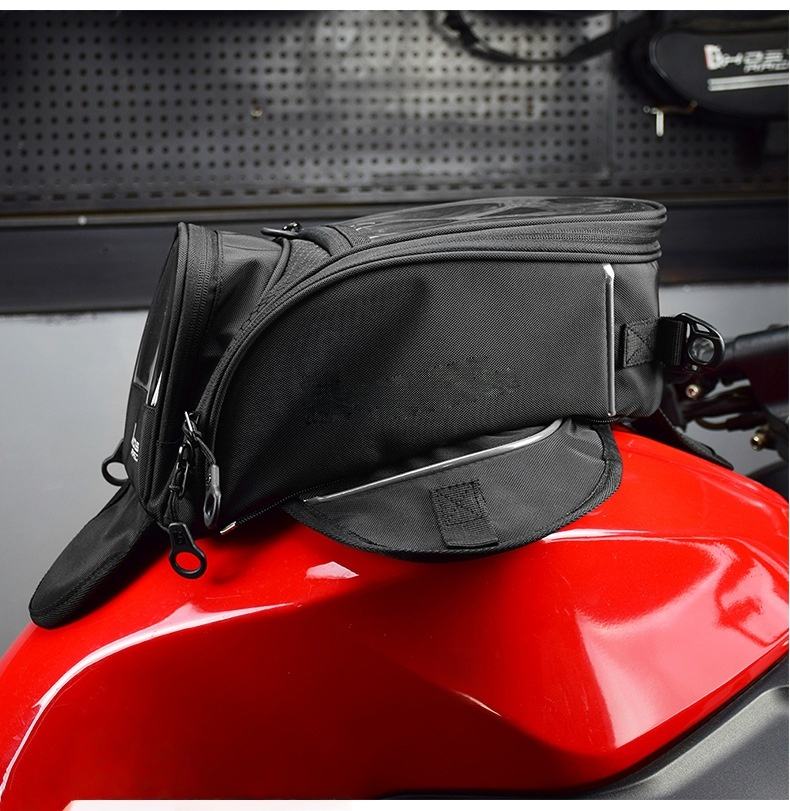 Bolsa de combustible de tamaño mediano (modelo universal) - Con imán