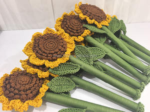 Venta al por mayor de <span class=keywords><strong>flores</strong></span> artificiales tejidas a mano de girasol para la graduación y examen de ingreso a la universidad Enviar a los profesores - Product Image 3