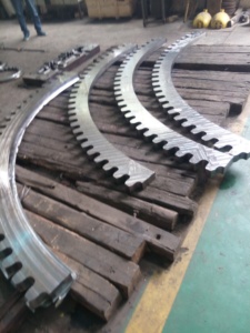 Heavy Dozer Idler y segmento de rueda dentada para Mini excavadora Bulldozer Drive Parts - Product Image 2