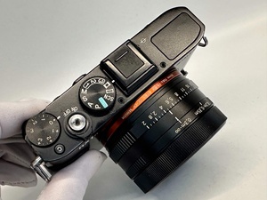 Appareil photo de voyage Sony Cyber-shot DSC-RX1R de haute qualité avec objectif 35 mm F2 - Product Image 4