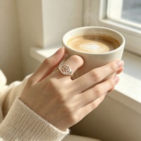 Bague ouverte ajourée en forme d'oiseau, réglable, au design simple et polyvalent, pour femme, idéale pour les fêtes et le quotidien, bijou cadeau