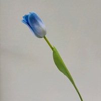 Koninklijke Hoogwaardige Hot Selling Mini Tulpen Kunstbloemen Real Touch Modern Bloemendesign PU Thanksgiving Valentijnsdag Huisdecoratie