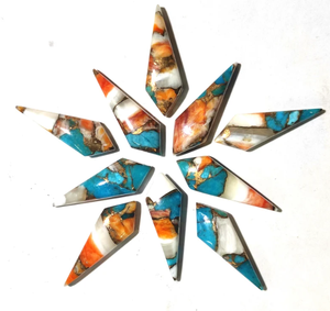 Cabujón liso de turquesa cobre de ostra espinosa natural en forma de cometa para la fabricación de joyas, anillos, collares, pulseras y colgantes. - Product Image 1