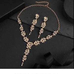 2025 New Exquisite Fashion High Quality Gold Toned Floral <b>Bridal</b> Jewelry Crystal Leaf <b>Necklace</b> Earring <b>Set</b> for Special Events - Product Image 3