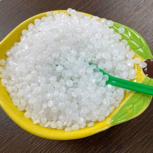 Gránulos de HDPE de Alta Calidad para Moldeo por Soplado, Resina HDPE TR144, Buena Procesabilidad, para Bolsas - Product Image 4