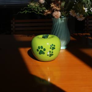 Керамическая урна для праха в форме яблока для домашних животных, декоративная мемориальная урна для собак и кошек, урна-сувенир с отпечатком лапы для домашнего декора - Product Image 6