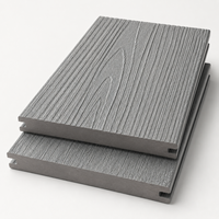 Plancher extérieur en WPC co-extrudé massif, grain de bois 3D profondement embossé, imperméable, anti-UV, antidérapant pour terrasse de villa
