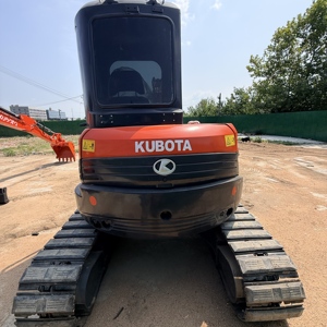 Machinerie d'occasion - Mini-excavatrice U55 de 5,5 tonnes, excavatrice hydraulique sur chenilles avec chenilles en caoutchouc pour travaux d'aménagement paysager et de construction, en stock - Product Image 4