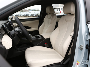 BYD Qin PLUS2025 DM-i edizione guida intelligente 120KM di tipo trascendentale - Product Image 6