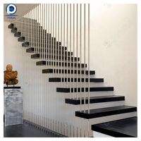 Escalier flottant Prima de 1,2 m de largeur, design minimaliste, personnalisable avec marches antidérapantes