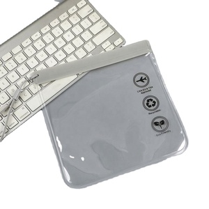 Bolsa de Aseo Transparente Aprobada por la TSA, a Prueba de Fugas y Agua, Tamaño Cuarto de Galón, Organizador de Viaje para Líquidos, Regalo Promocional - Product Image 3