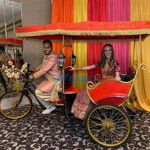 High Quality 3-Wheel New Style Horse Tricycle Electric Rickshaw <b>Pedal</b> Three Wheel European Carriage Wedding Car - Product Image 2