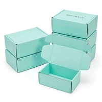 Fabricants d'emballages cosmétiques en carton ondulé imprimés en couleur personnalisée, boîtes d'expédition de différentes couleurs