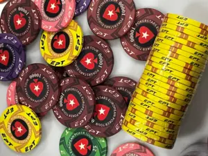 Nhà Máy Thiết Kế Miễn Phí Mẫu Thấp Moq 39Mm 10G Ept/Wpt Gốm Texas Poker Chip Chuyên Nghiệp Châu Âu Poker Chip Biểu Tượng Tùy Chỉnh