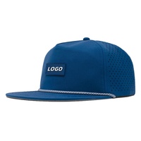Casquette de golf de performance camouflage à visière plate, personnalisée, découpée au laser, perforée, 5 panneaux, imperméable, avec filet et cordon, style casquette de camionneur