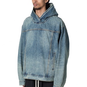 เสื้อฮู้ดดี้เดนิมผู้ชายแบบสวมหัวทรงโอเวอร์ไซส์ ตัดต่อผ้าแบบแพทช์เวิร์ค หนา คุณภาพสูง สไตล์วินเทจ สีน้ำเงิน ทำสีซีดแบบดิสเทรส ขายส่ง - Product Image 2