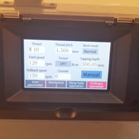 Machine à tarauder électrique universelle/verticale M6-M36 220V avec écran tactile et système anglais (table de travail non incluse)