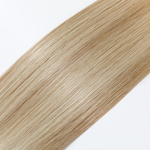 Estensioni di Capelli Veri Umani 18/613 <span class=keywords><strong>Biondo</strong></span> <span class=keywords><strong>Scuro</strong></span> con Riflessi Biondi Chiaro, Lisci e Setosi, Remy, 22 Pollici, da Cucire - Product Image 4