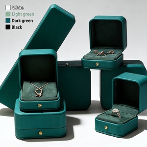 Boîte à bijoux en daim marine avec éclairage, boîte de rangement élégante pour bijoux en daim, boîte cadeau haut de gamme personnalisée et détachable - Product Image 1