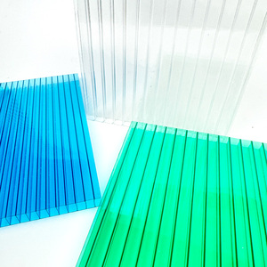 Tôles de toiture polyvalentes en polycarbonate : Panneaux à double paroi imperméables pour abris de voiture, porches et abris de jardin. - Product Image 3