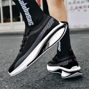 Sneakers da corsa in tela stile alto-basso da <span class=keywords><strong>uomo</strong></span> nuove <span class=keywords><strong>scarpe</strong></span> sportive Casual veloci per la primavera dell'etichetta sportiva bianca all'aperto - Product Image 4