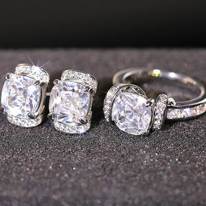 Boucles d'oreilles Mbletojum en diamant platine, taille coussin, couleur D naturelle, certifiées, pour femme, classiques, pour fiançailles, taille 10 - Product Image 6