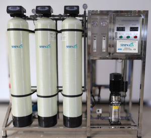 Planta de Purificación de Agua por Ósmosis Inversa Industrial de 2000 LPH, Sistema de Purificación de Agua por Ósmosis Inversa Industrial de 2000 LPH con Intercambio Iónico y Bomba de 320V - Product Image 5