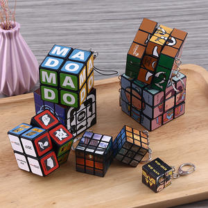 Llavero con forma de <span class=keywords><strong>cubo</strong></span> de <span class=keywords><strong>Rubik</strong></span> 2x2, mini <span class=keywords><strong>cubo</strong></span> de inteligencia, juguete educativo para niños de 8 a 13 años, varios colores JY 8030 - Product Image 2